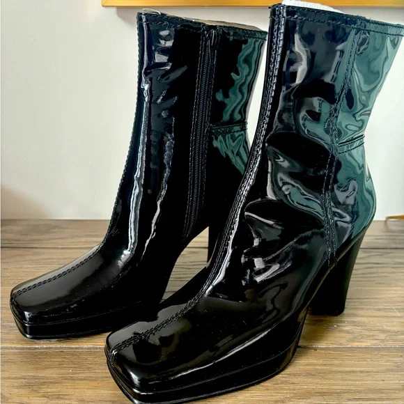 Nine West patent leather boots, 3” heel and inside zipper. NEVER WORN WITH BOX - Picture 1 of 8